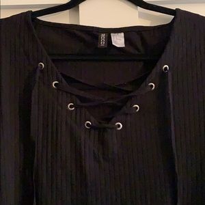 H&M Lace-up Longsleeve
